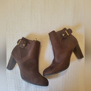 Liz Claiborne Chocolate Brown Ankle Booties